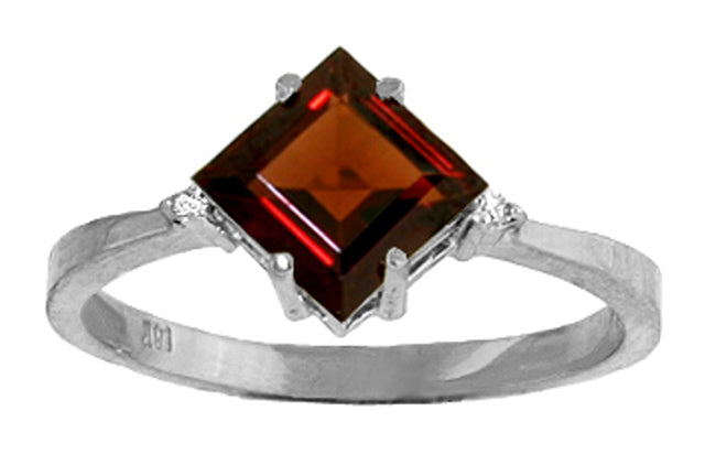 1.77 Carat 14K Solid Yellow Gold Immerse Yourself Garnet Diamond Ring